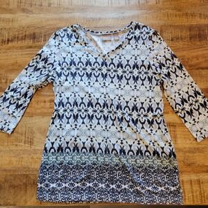 Chico's Ikat Print Navy Blue White Tunic Women's Sz 1/Med V-Neck 3/4 Sleeve Boho